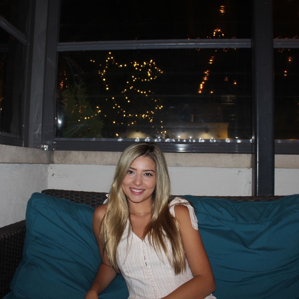 Meet your Posher, Abby